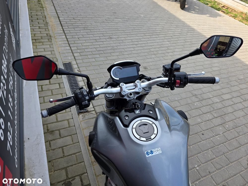 Honda CB - 30