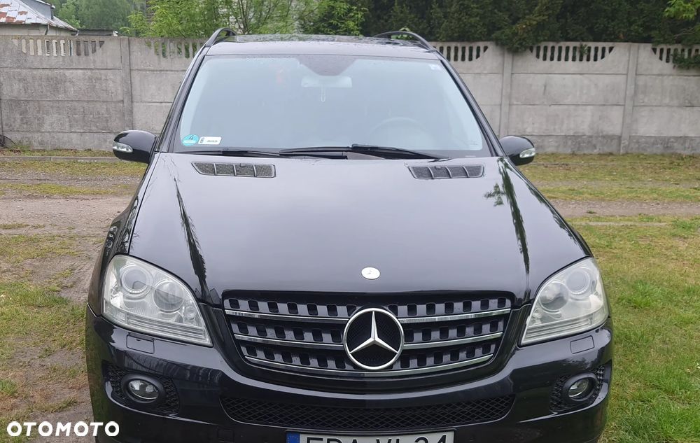 Mercedes-Benz ML - 1