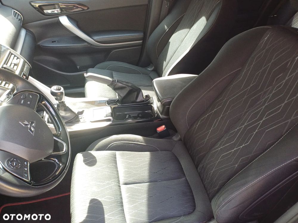 Mitsubishi Eclipse Cross 1.5 T Intense - 20