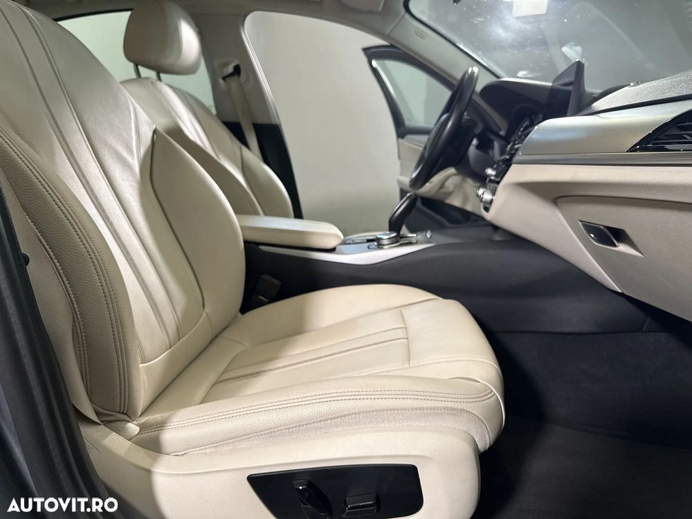 BMW Seria 5 - 12