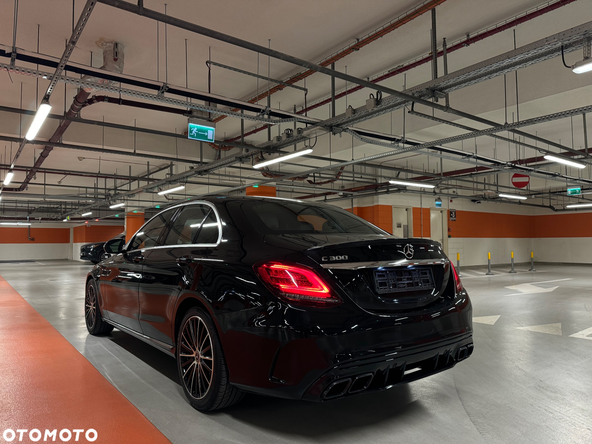 Mercedes-Benz Klasa C 300 9G-TRONIC - 7