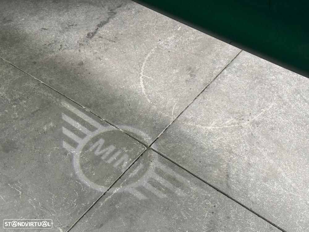 MINI 3 Portas Cooper SE Premium Essential - 21