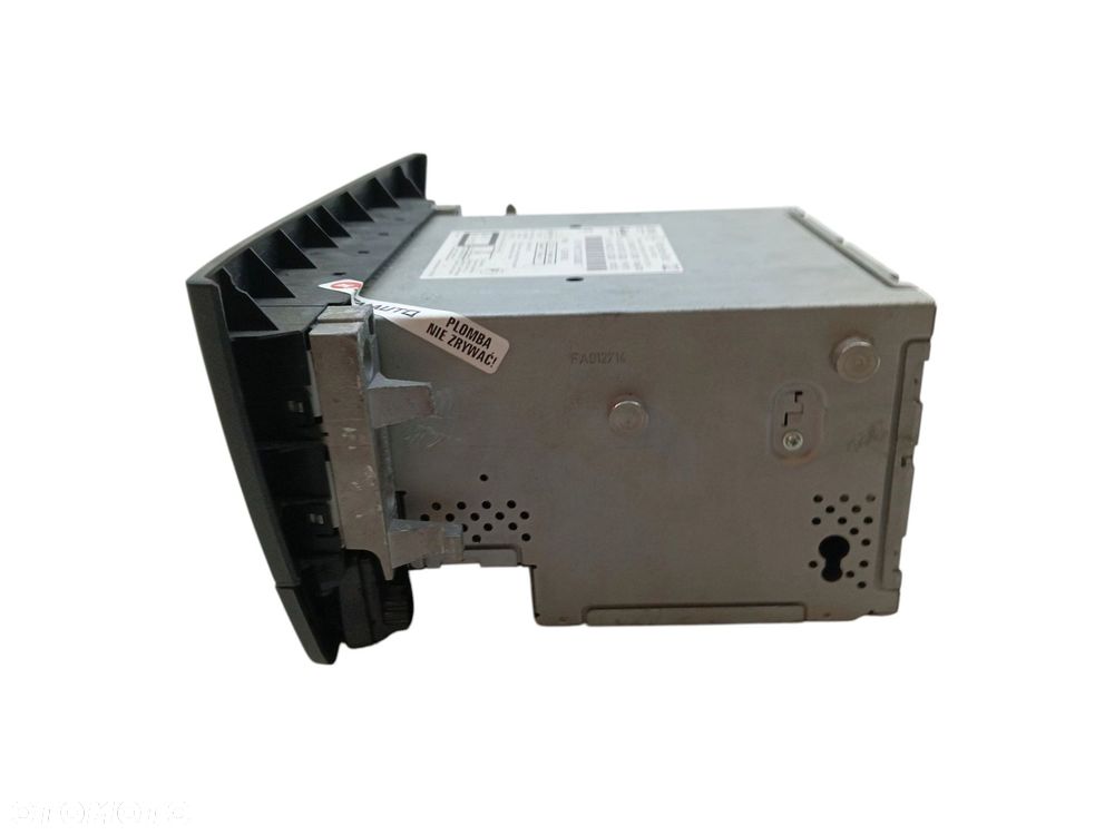 RADIO MERCEDES C W204 LIFT (2011-2014) 1.6 CGI 156KM A2049009510 - 7