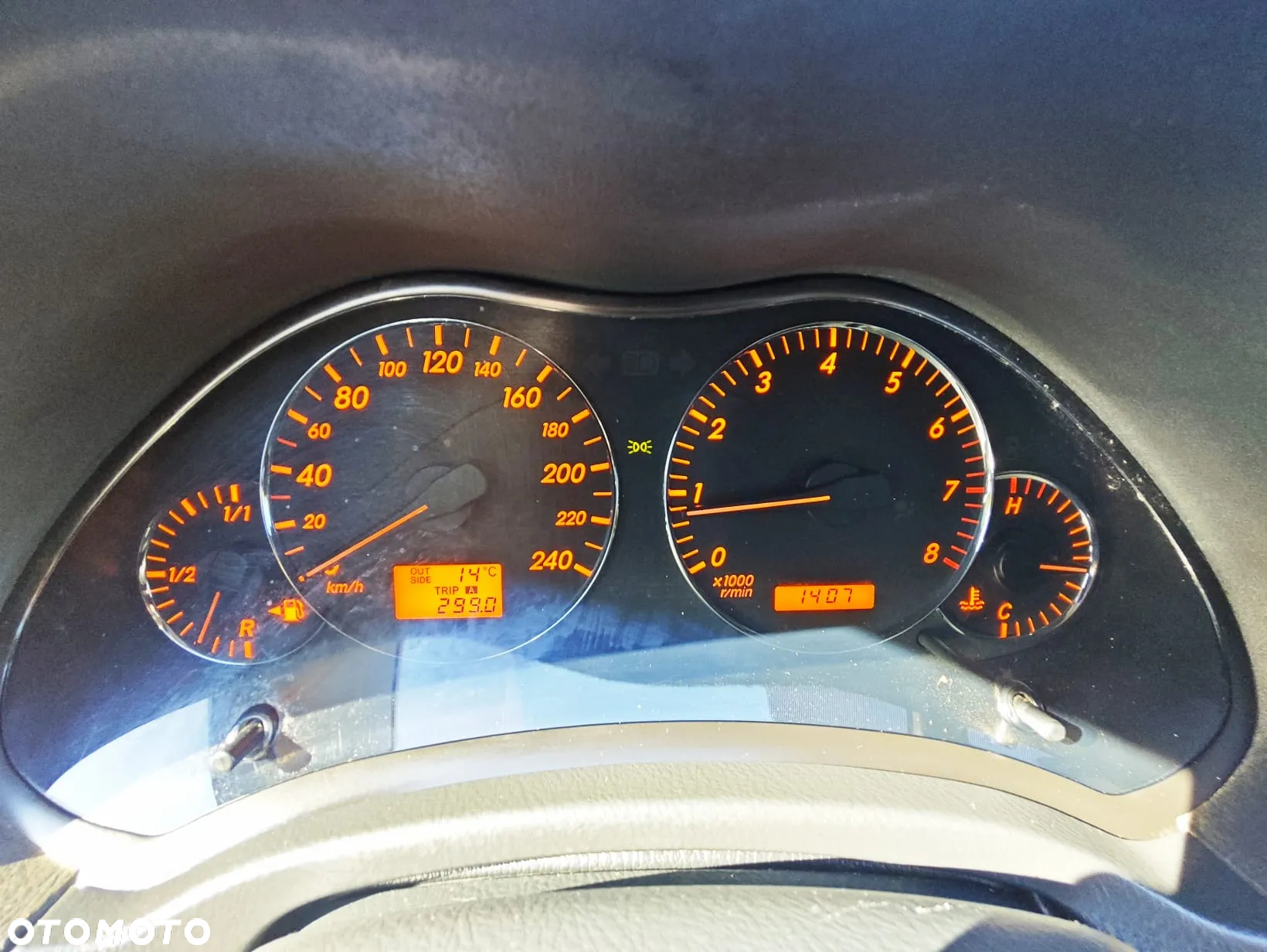 Toyota Avensis 1.8 VVT-i Terra Plus - 35