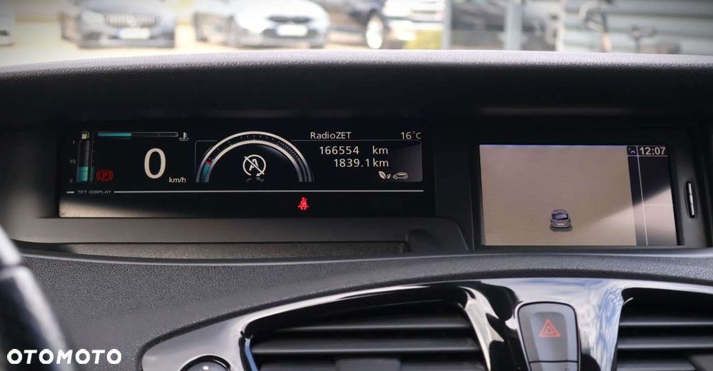 Renault Grand Scenic - 26