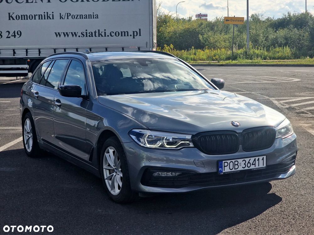 BMW Seria 5 525d Sport Line - 13
