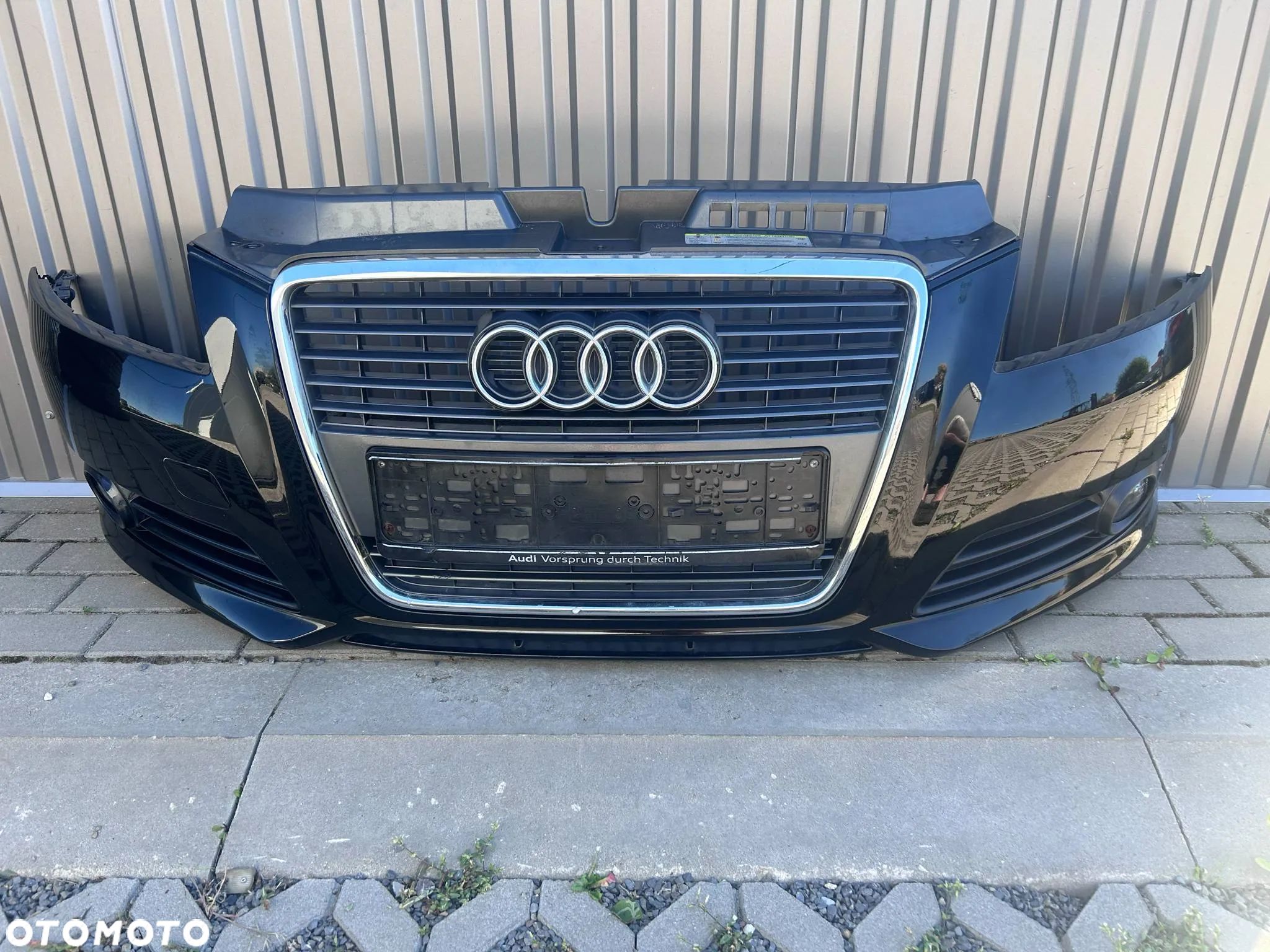 Audi A3 8P FL Lift  Zderzak Przód Przedni Kompletny Duży Grill LZ9Y ładny - 1