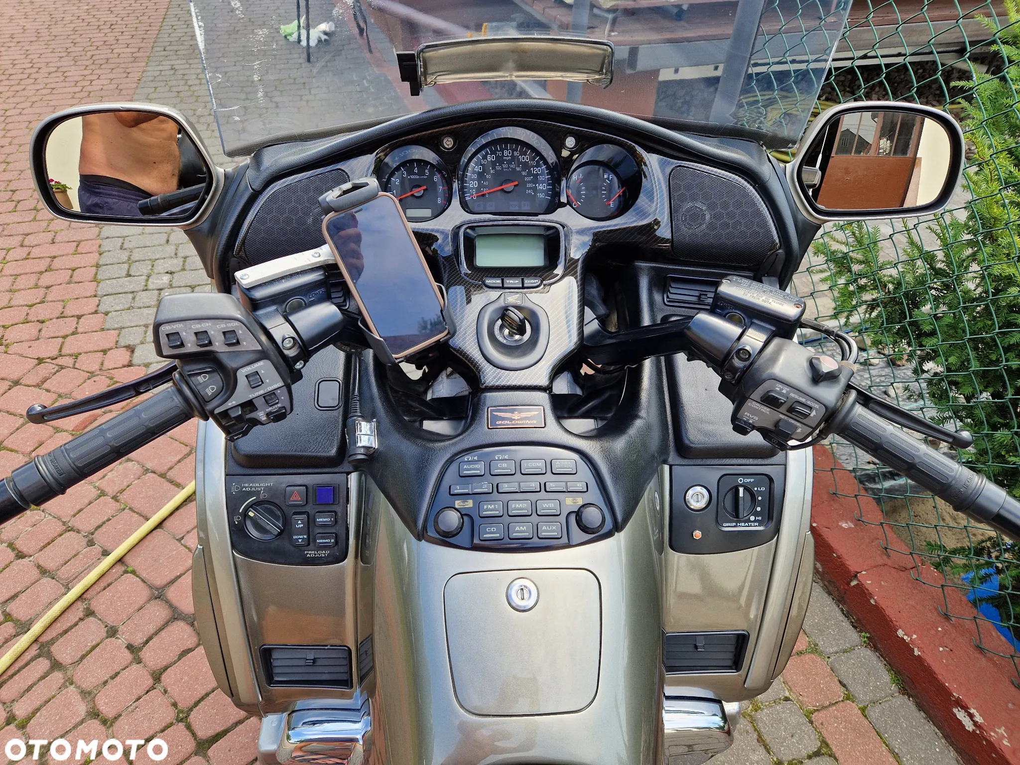 Honda GL - 9