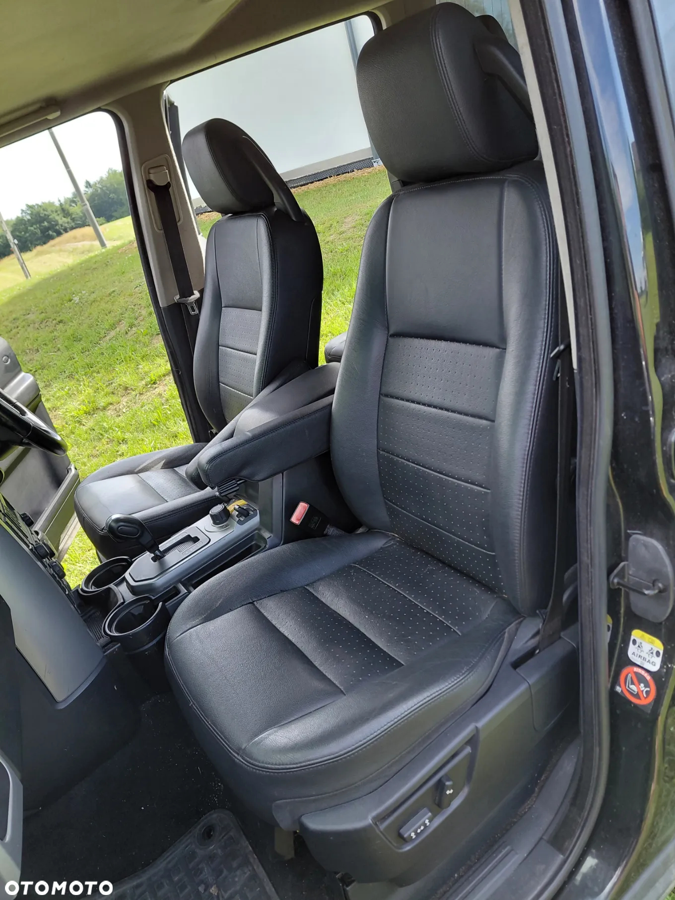 Dawca Części Land Rover Discovery 3 TDV6 SE 2.7 V6 6HP26 LRC820 - 11