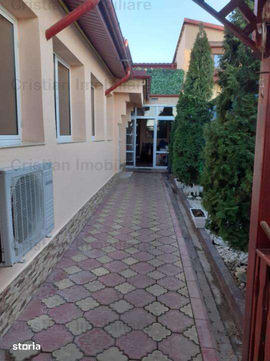 SUPER VILA 2018  P+M + SPATIU COMERCIAL 400mp. MOBILAT, Chercea - Imagine principală: 2/20