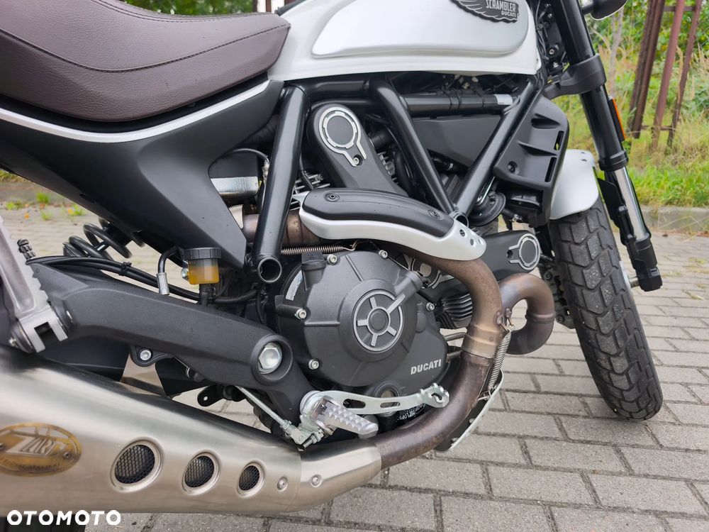 Ducati Scrambler - 11
