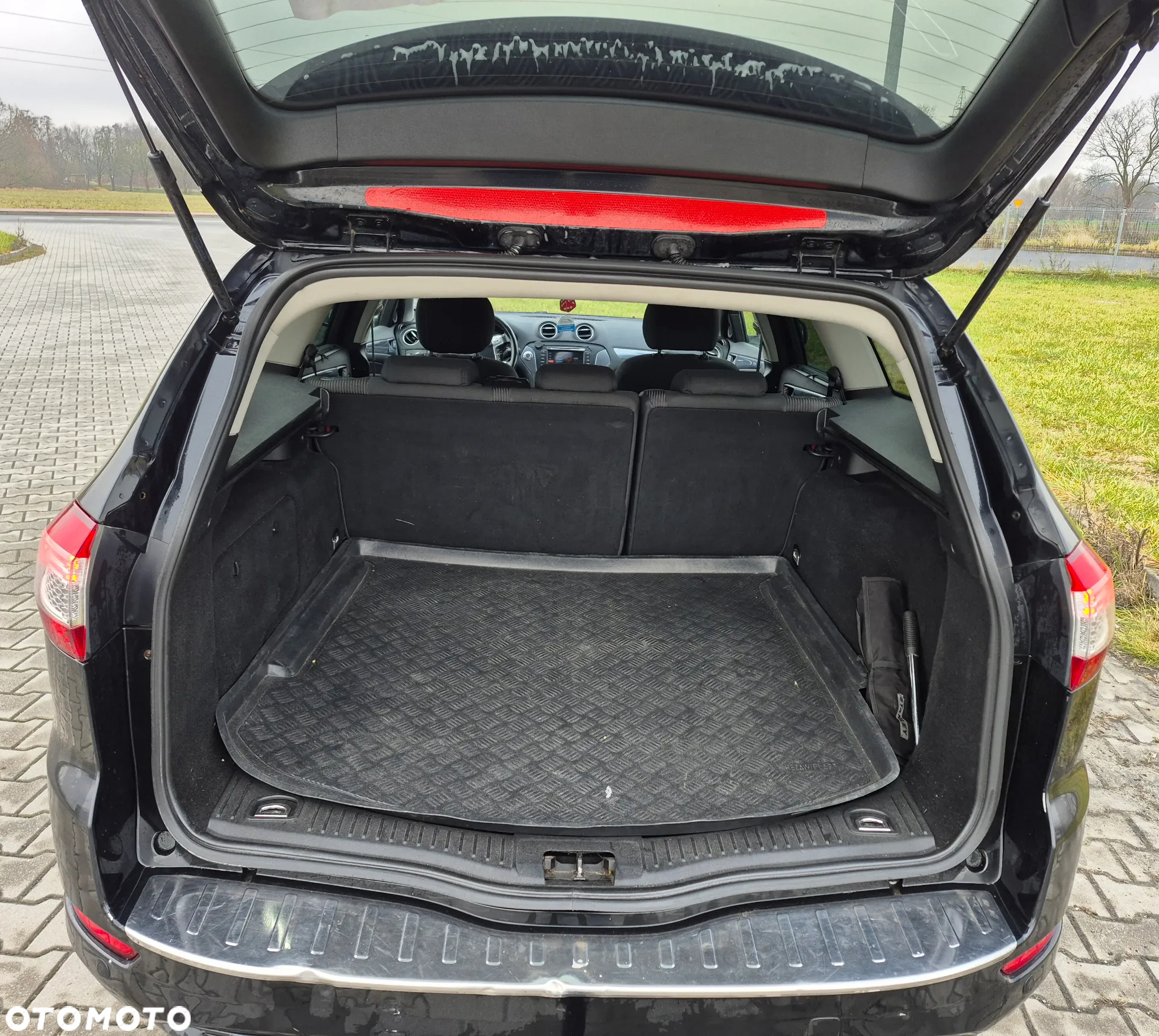 Ford Mondeo - 8