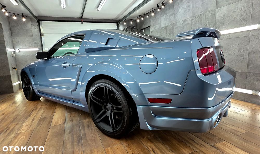 Ford Mustang - 22