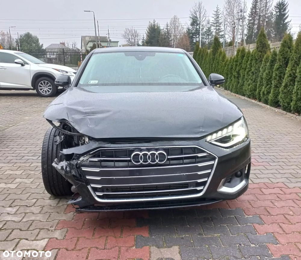 Audi A4 Limousine - 3