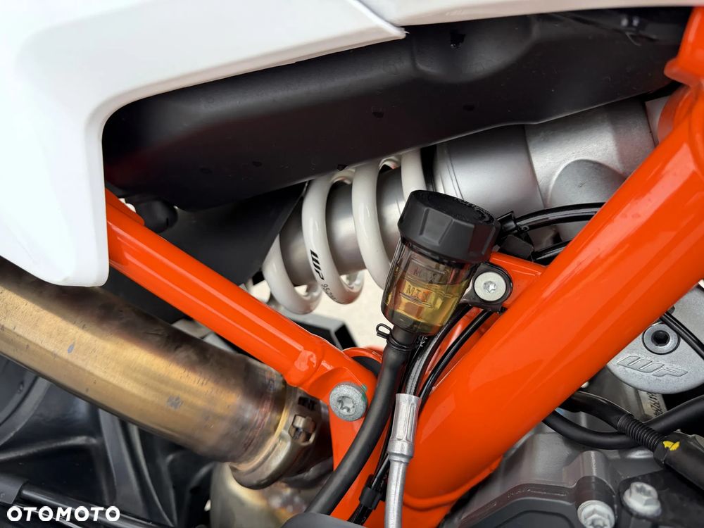 KTM Adventure - 14