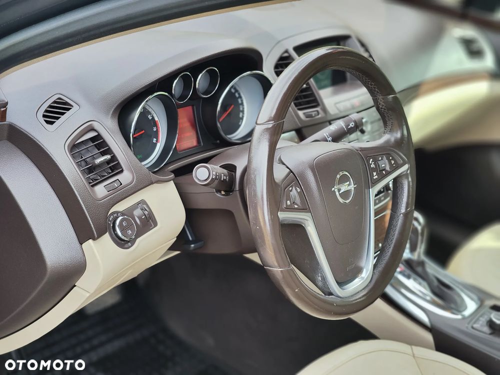 Opel Insignia 2.8 T V6 Cosmo 4x4 - 1