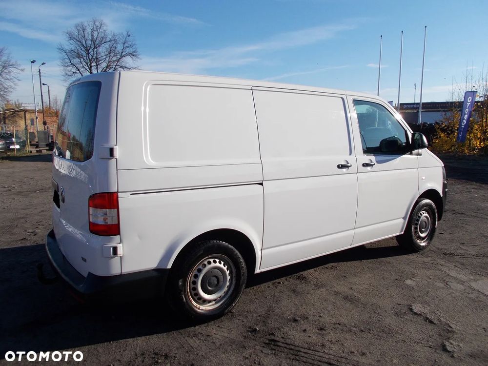 Volkswagen Transporter - 3
