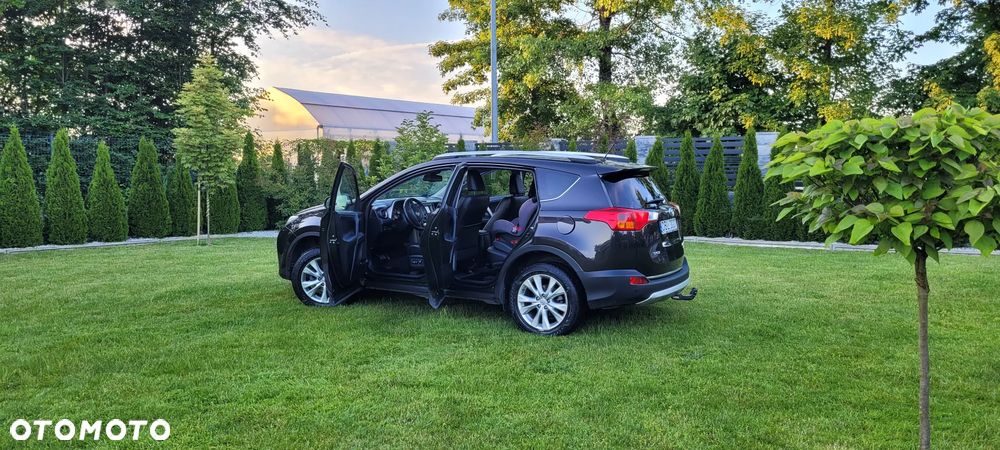Toyota RAV4 - 8