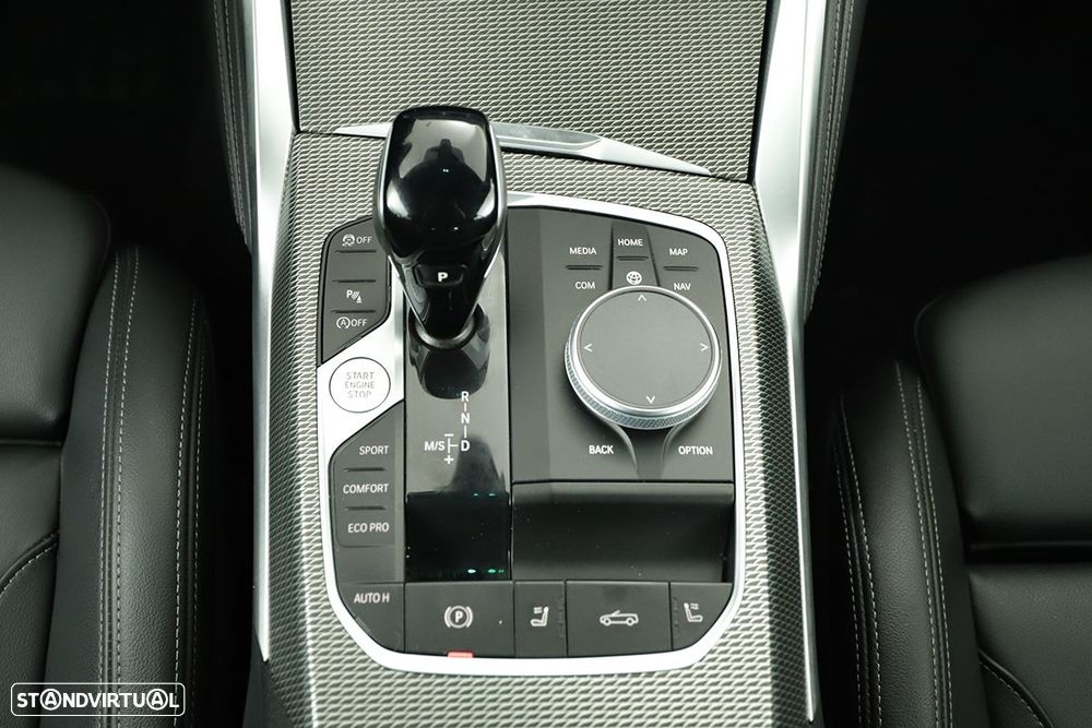 BMW 420 i Pack Desportivo M Auto - 18