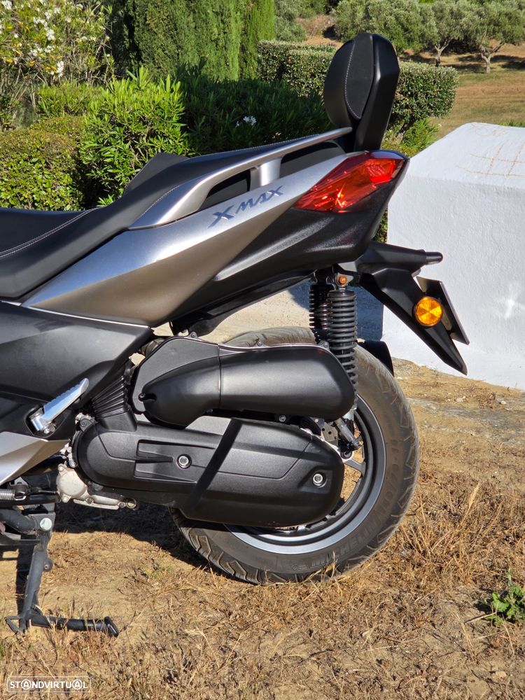 Yamaha TMAX - 5
