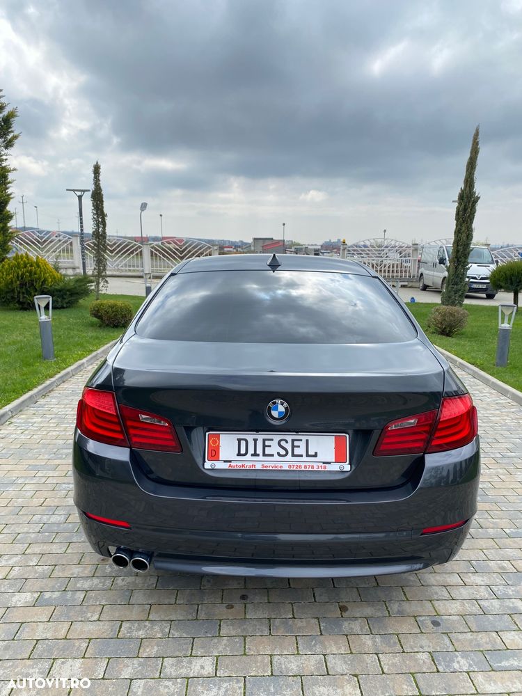 BMW Seria 5 520d Aut. Luxury Line - 6