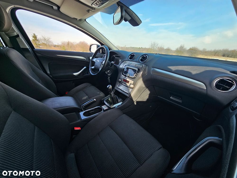 Ford Mondeo 2.0 Titanium - 30