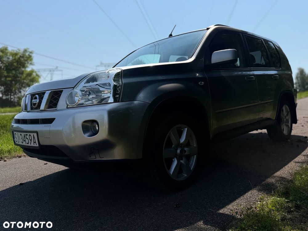 Nissan X-Trail 2.0 dCi 4x4 DPF SE - 26