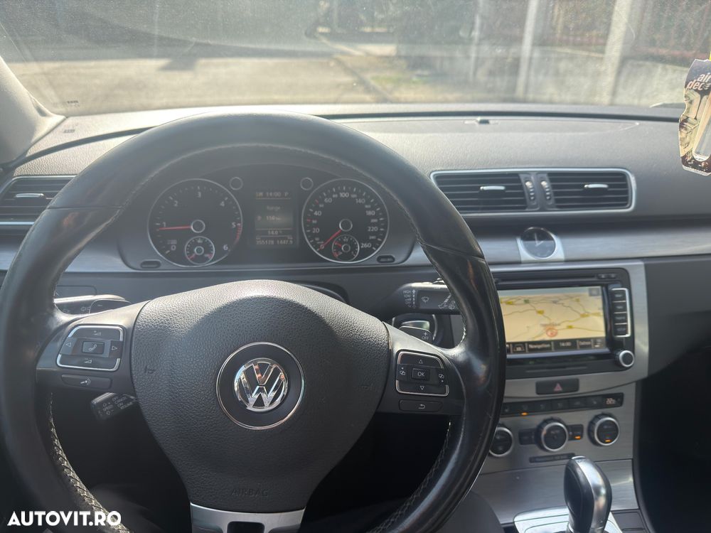 Volkswagen Passat 2.0 TDI 4Motion BlueMotion Technology Comfortline DSG - 12