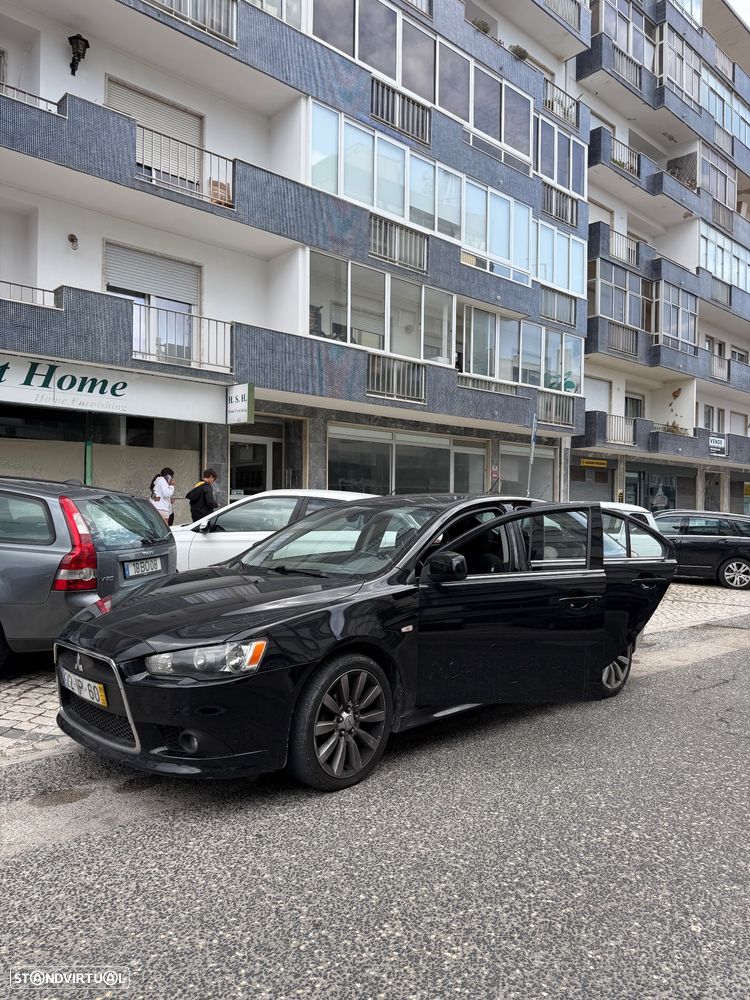Mitsubishi Lancer Sportback 2.0 DI-D Invite - 4
