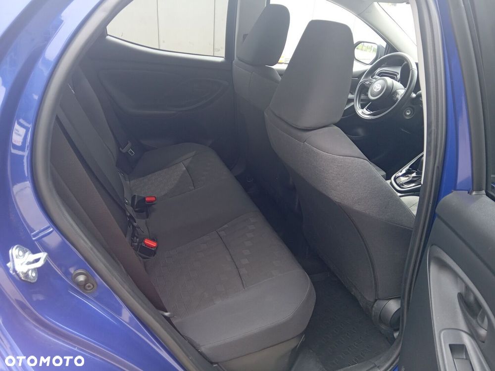 Toyota Yaris - 11