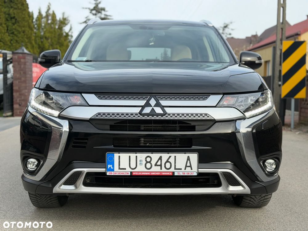 Mitsubishi Outlander 2.0 Intense + Navi 4WD CVT - 2
