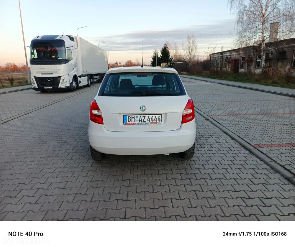 Skoda Fabia 1.2 HTP Active - 10