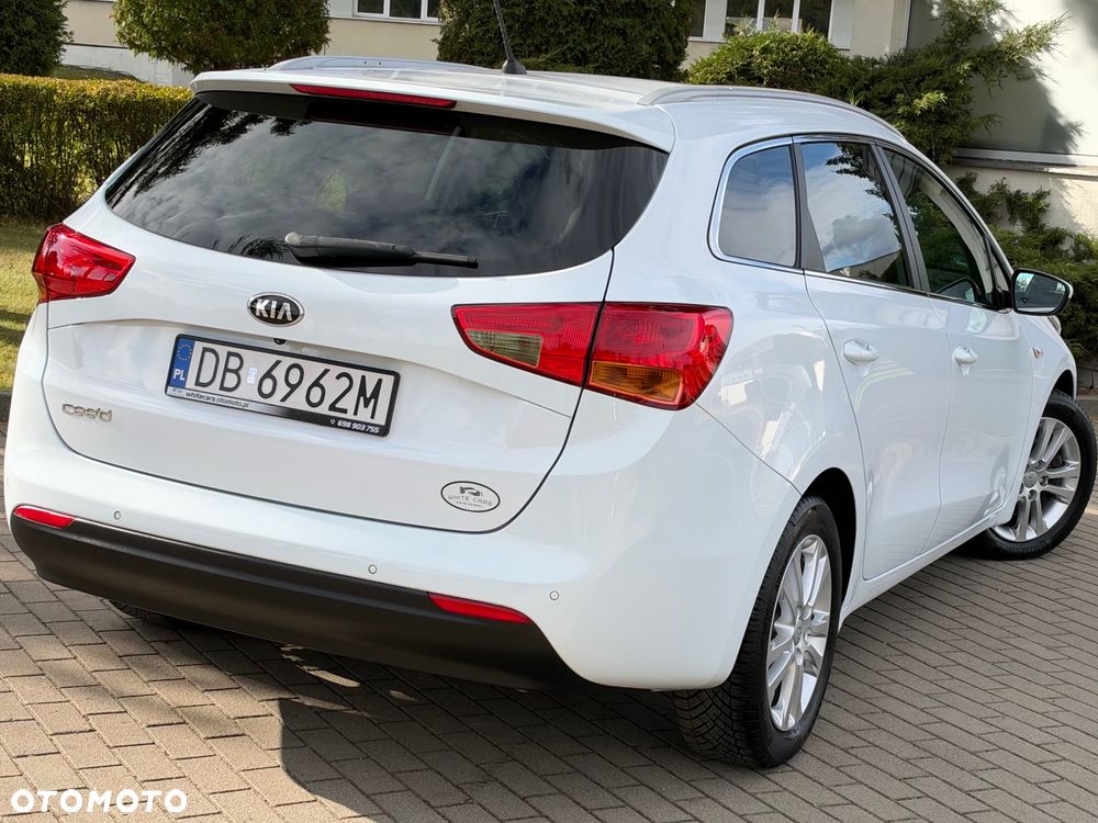 Kia Ceed 2014 photo 4