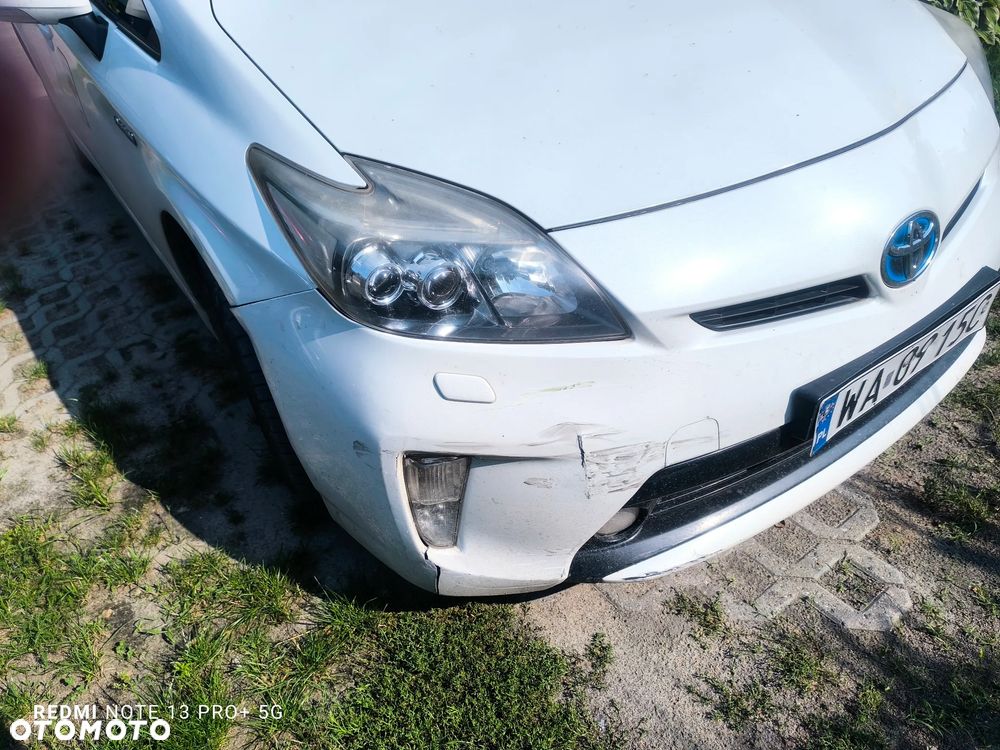 Toyota Prius 1.8 HSD Premium - 16