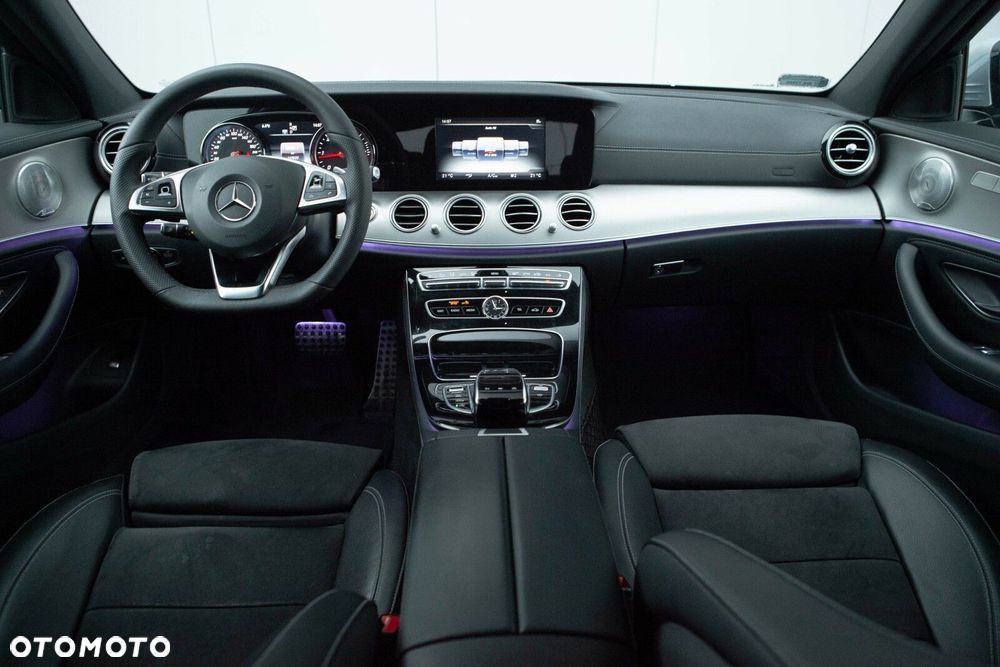 Mercedes-Benz Klasa E 220 d 9G-TRONIC - 25