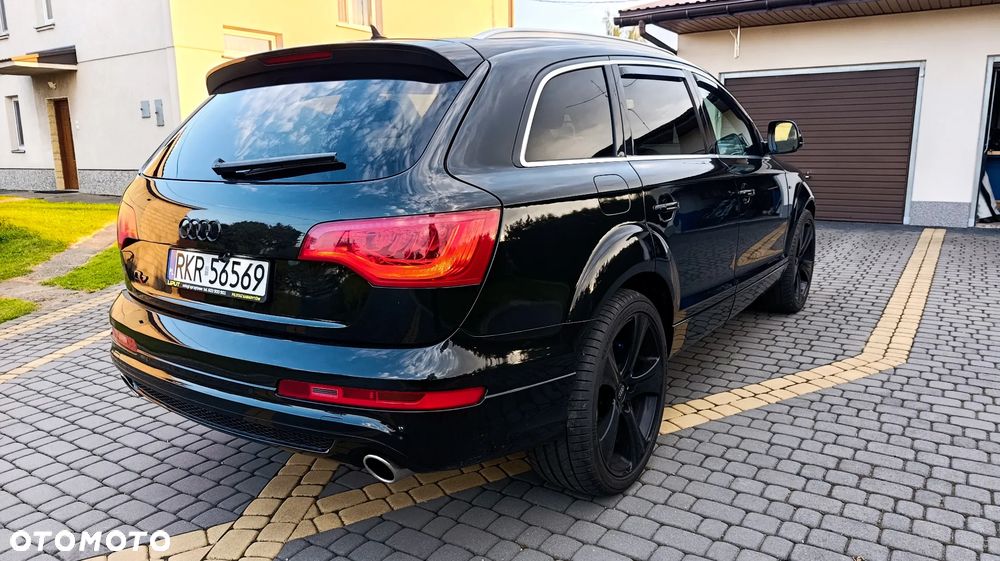 Audi Q7 - 7