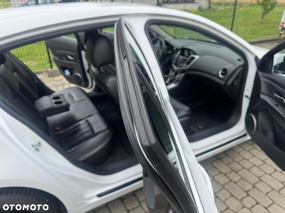 Chevrolet Cruze 2.0 D LTZ+ - 8