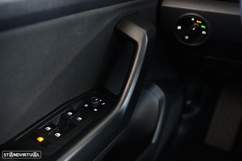 VW T-Roc 1.0 TSI Life - 34