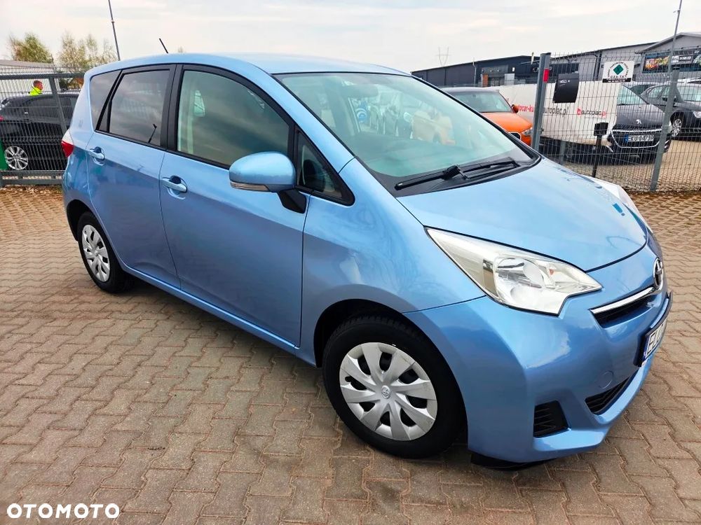 Toyota Verso S 1.33 Premium - 4
