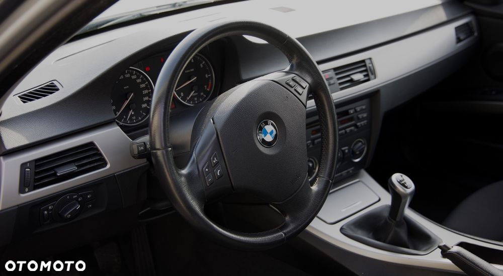 BMW Seria 3 - 3