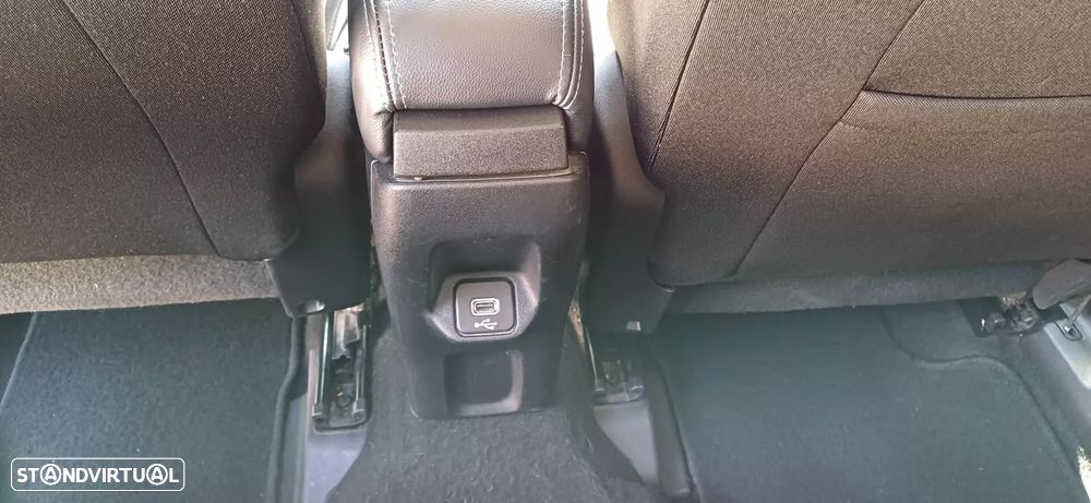 Jeep Renegade - 23