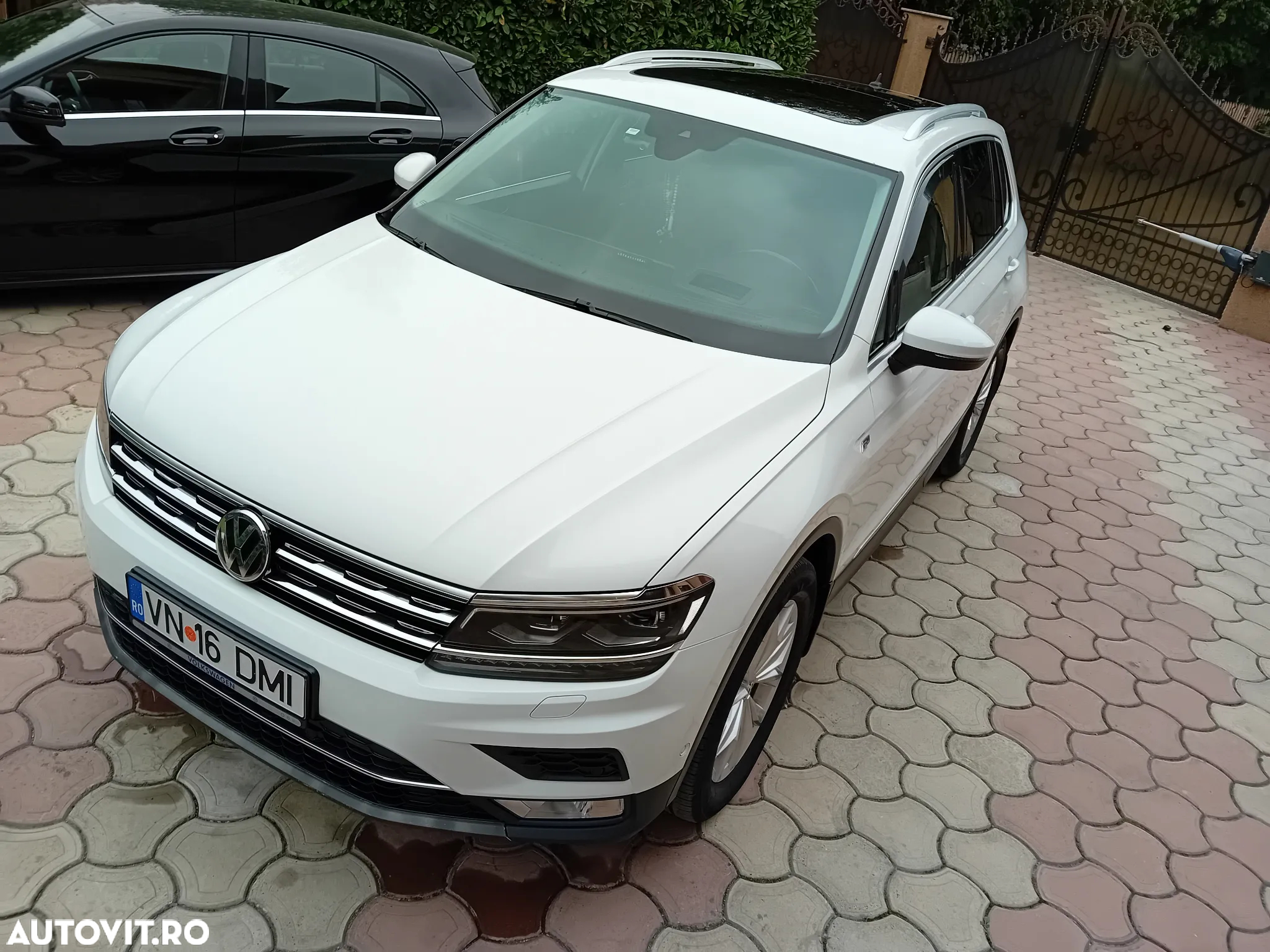 Volkswagen Tiguan - 27