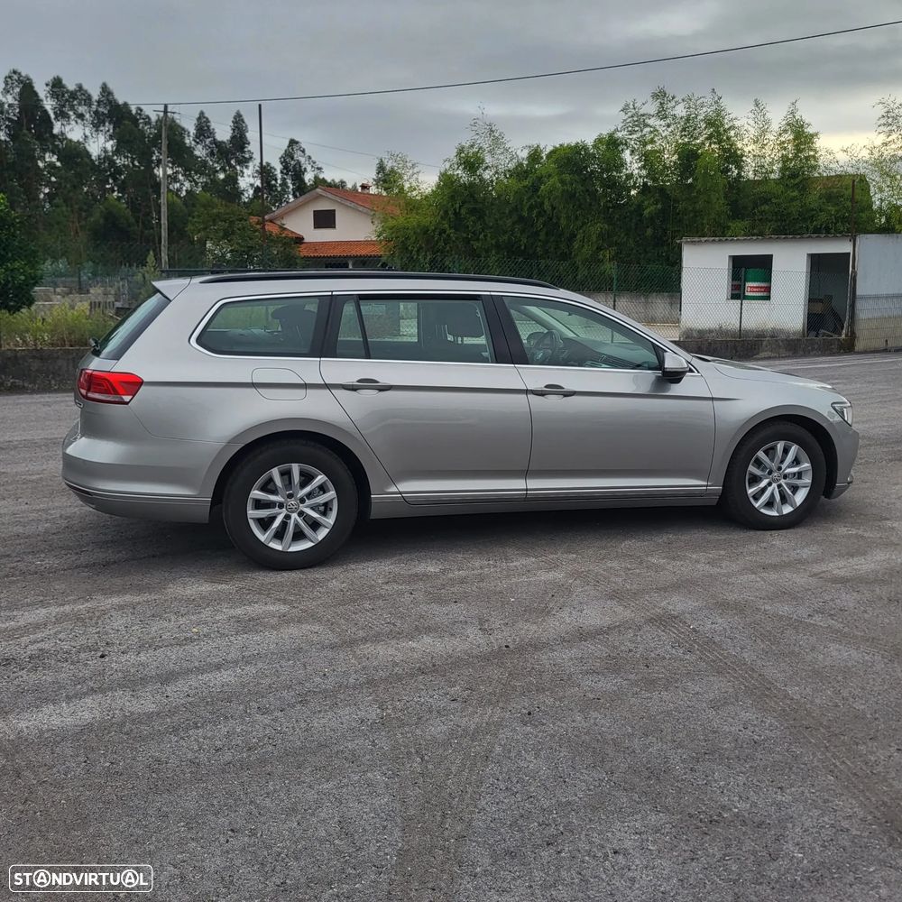 VW Passat Variant 1.6 TDI BlueMotion - 14