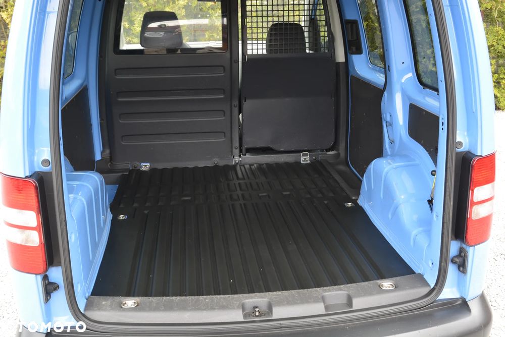 Volkswagen Caddy - 26