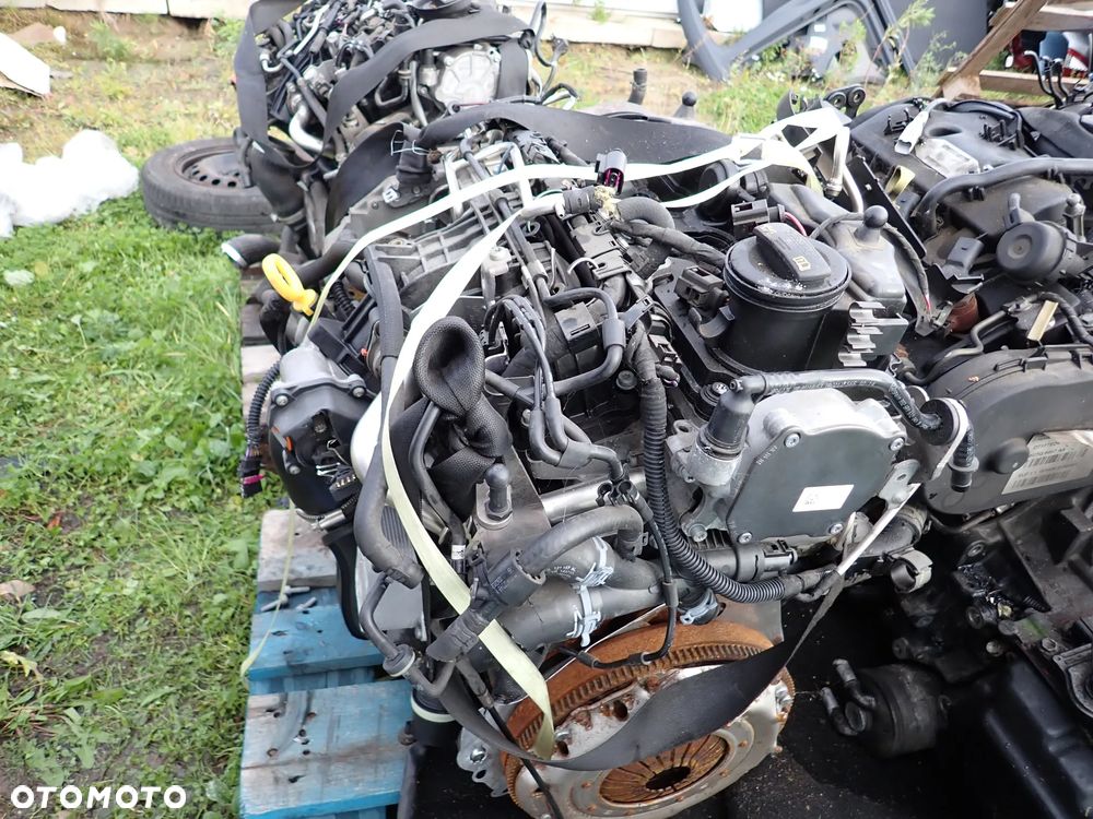 VOLKSWAGEN SKODA AUDI 1.6 TDI CAYX SILNIK SŁUPEK - 3