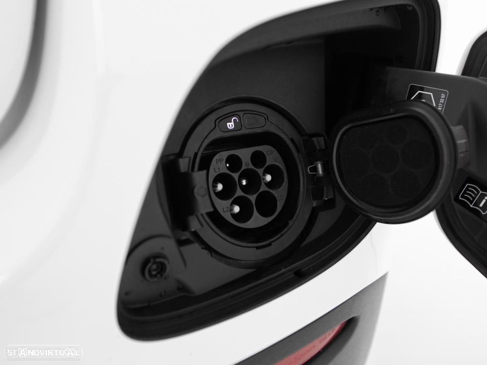 Mercedes-Benz GLC 300 de 4Matic 9G-TRONIC - 14