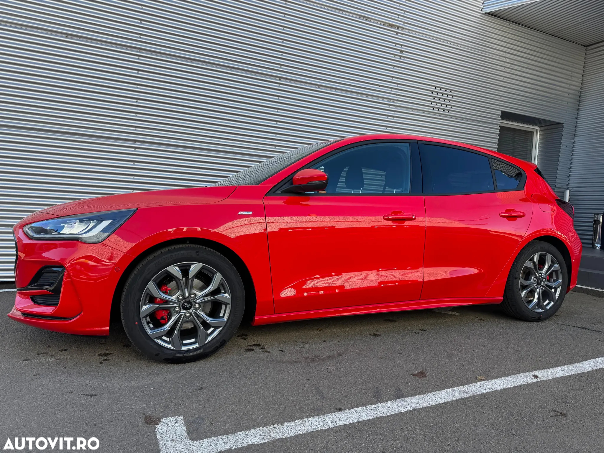 Ford Focus 1.0 EcoBoost MHEV ST-Line X - 29