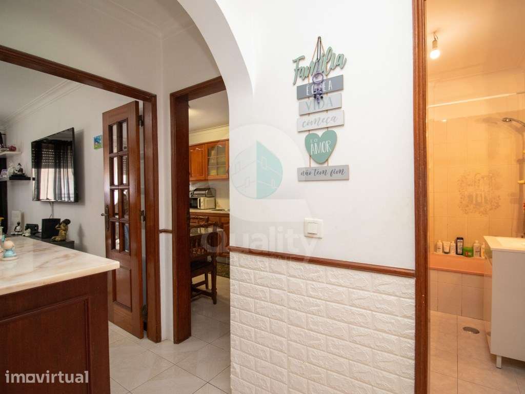 T2 | 86,26 m² | 2.º andar | Lareira | Excelente localização - Grande imagem: 3/23