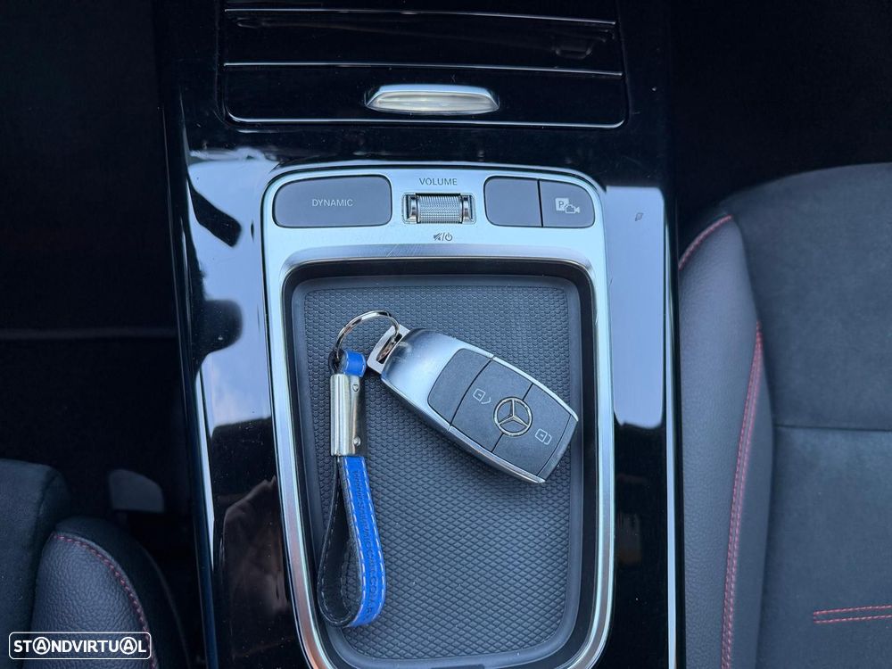 Mercedes-Benz A 250 e AMG Line - 22