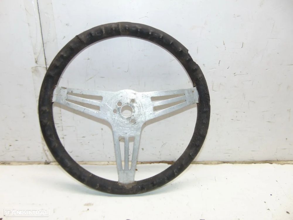 Antigo volante desportivo - 1